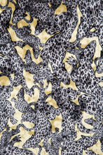 Lade das Bild in den Galerie-Viewer, GLORIA Dress Animal print Velour