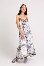 Load image into Gallery viewer, Tokyo Collection Kitsune Velvet Dress
