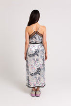 Load image into Gallery viewer, Tokyo Collection Kitsune Velvet Dress
