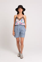 Load image into Gallery viewer, Short Sport-Chic Leather Provence Blue
