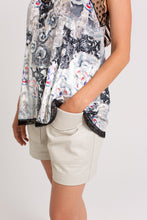 Load image into Gallery viewer, Tokyo Collection Kitsune Velvet Top

