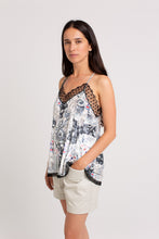 Load image into Gallery viewer, Tokyo Collection Kitsune Velvet Top

